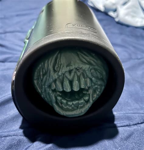 Fleshlight Freaks Zombie dildo .